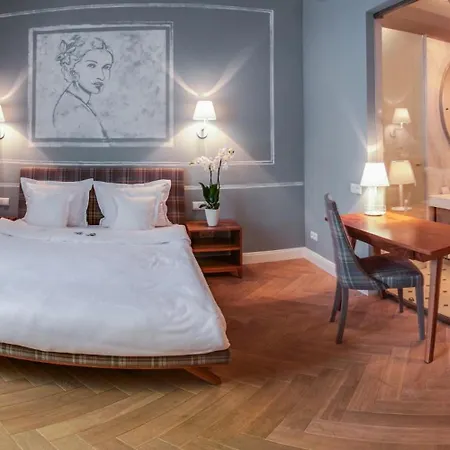 公寓式酒店 布兰斯卡6号公寓式酒店 4*