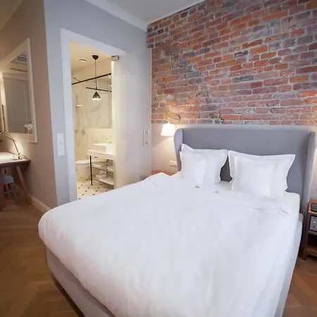 Bracka 6 Lägenhetshotell 4*