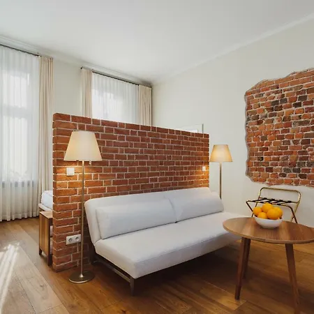 Bracka 6 Lägenhetshotell 4*