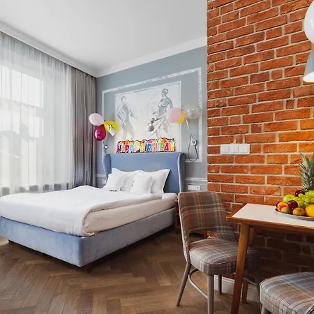 Hotel apartamentowy Bracka 6 4*
