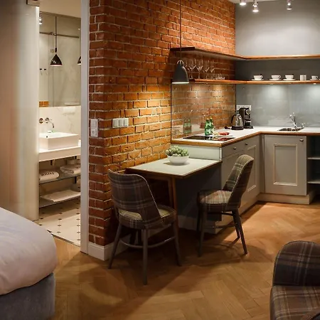 Bracka 6 Apart Otel 4*