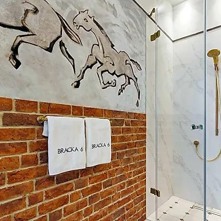 Bracka 6 Hotel apartamentowy 4*