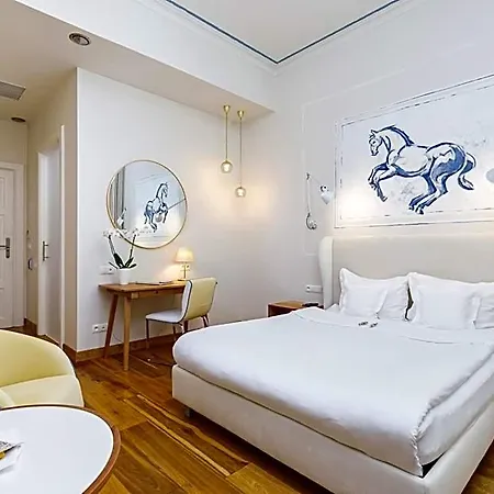 Hotel apartamentowy Bracka 6