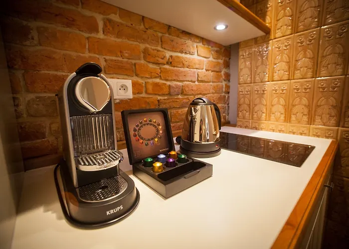 Apartmanhotel Bracka 6 4*