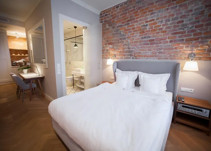 Apartmanhotel Bracka 6 4*