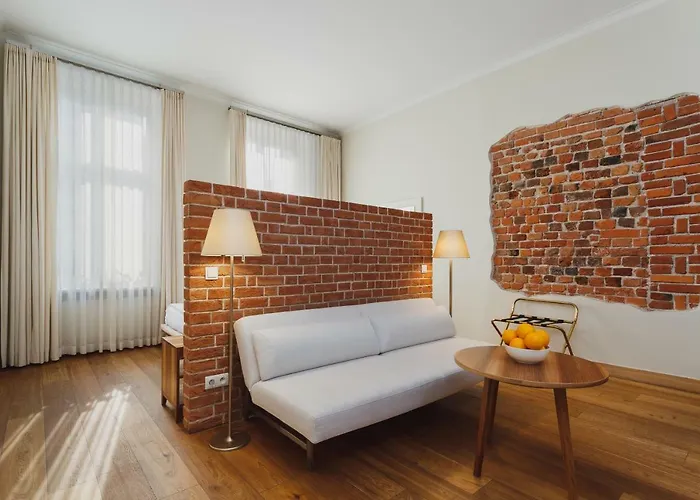 Bracka 6 Apartmanhotel 4*